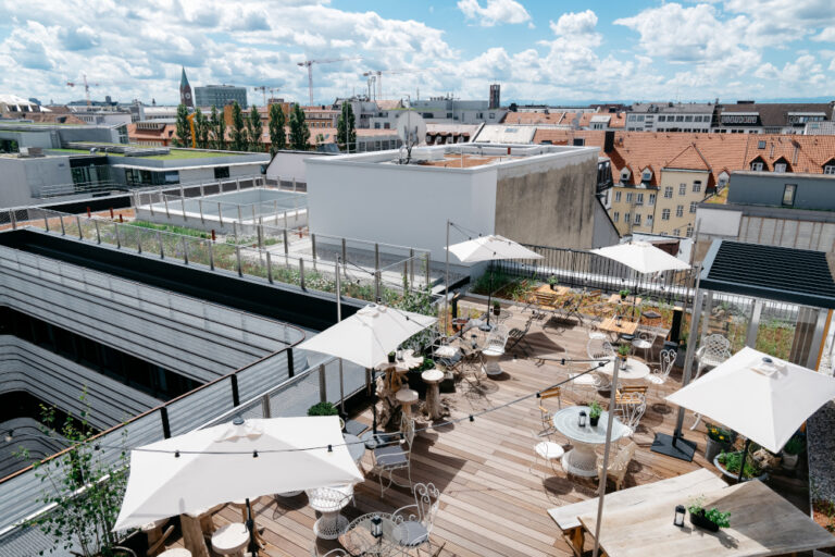 Dachterrassen & Rooftop Bars in München: der große Guide - munichx